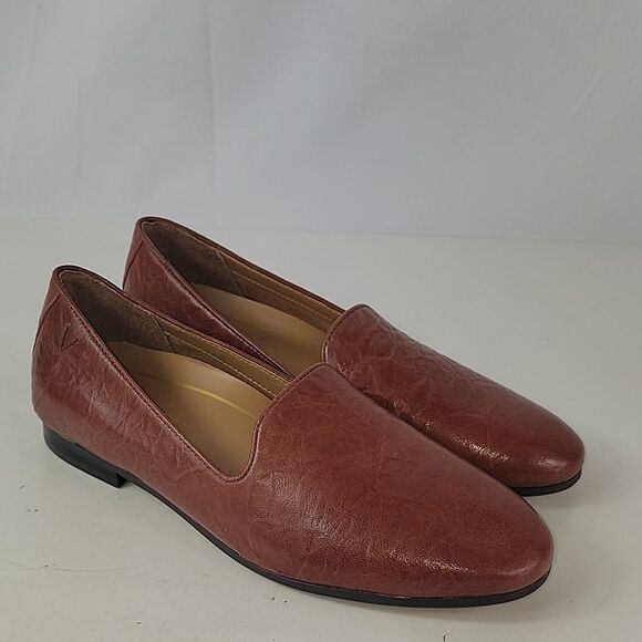 NWT Vionic Willa II Crinkle Brown Leather Women's Loafers - Picture 1 of 13